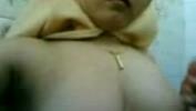 Watch video sex Jilbab Kuning Toge Sampe Terkencing Kencing Mp4 - IndianSexCam.Net