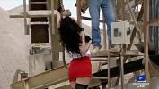 Video sexy Deux belles salopes accros aux bites des hommes de chantier online
