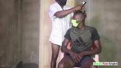 Video porn new African Raw empire dans sa scene du coiffeur qui se fait sucer la bite au salon de coiffure publiquement online - IndianSexCam.Net