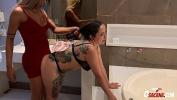 Download video sex new Travesti arrombando mulher high quality