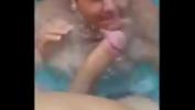 Video sexy Pagando um guloso na piscina Mp4 - IndianSexCam.Net